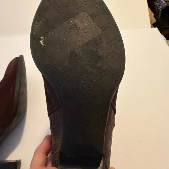 Vionic Women's Brown Suede Ankle Boots - Picture 4 of 6